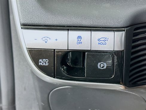 Used 2024 Hyundai Ioniq 5 Limited AWD/4WD image 17