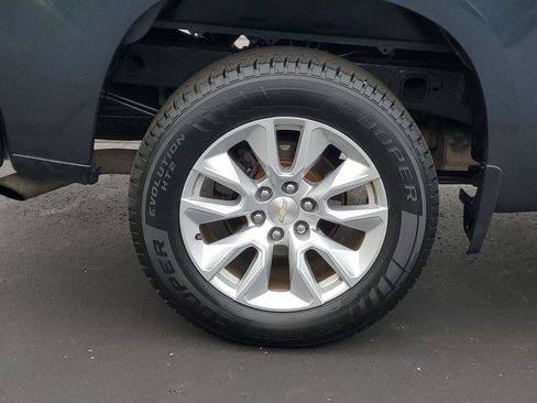 Certified 2020 Chevrolet Silverado 1500 Custom w/ Custom Value Package AWD/4WD image 27