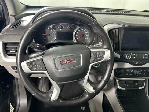 Used 2022 GMC Terrain SLT image 14