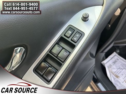 Used 2012 Nissan Murano SL w/ Navigation Pkg image 14