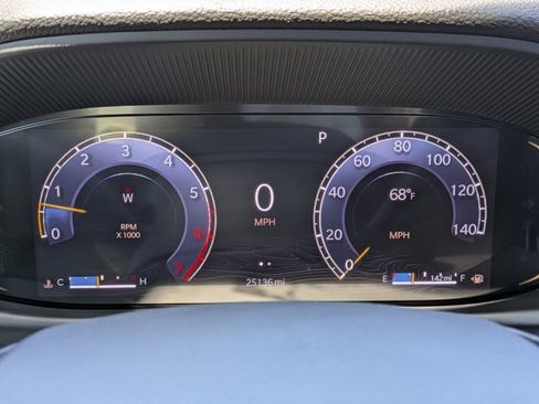 Used 2024 Jeep Wagoneer Series II AWD/4WD image 10