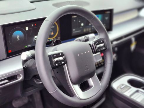 New 2026 Hyundai Ioniq 9 SEL AWD/4WD image 18