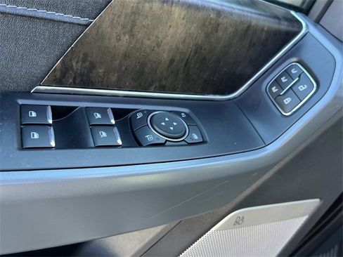 Used 2023 Ford F150 Lariat w/ Equipment Group 502A High image 28