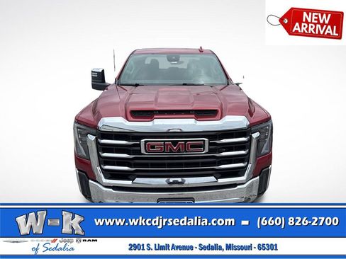 Used 2025 GMC Sierra 2500 SLT AWD/4WD image 15