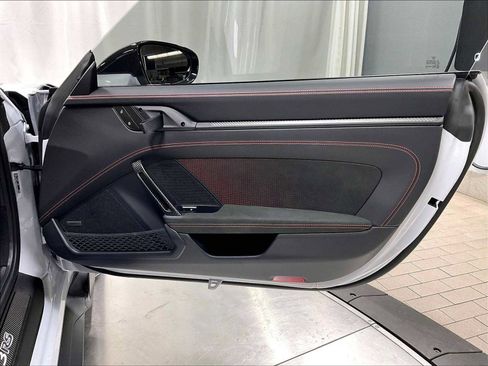 Used 2025 Porsche 911 GT3 RS image 26