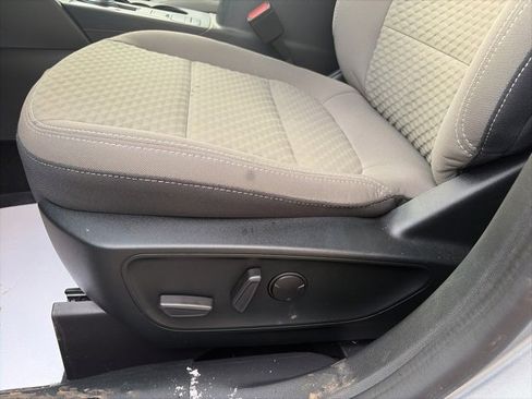 Used 2022 Ford Escape SE w/ Convenience Package image 8