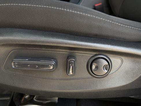 Used 2024 Honda CR-V EX image 29