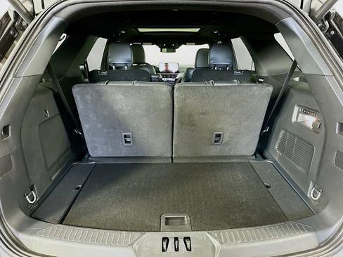 Used 2025 Ford Explorer ST AWD/4WD image 33