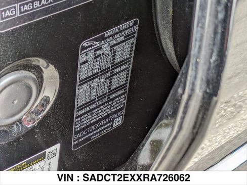 Used 2024 Jaguar F-PACE R-Dynamic S image 37