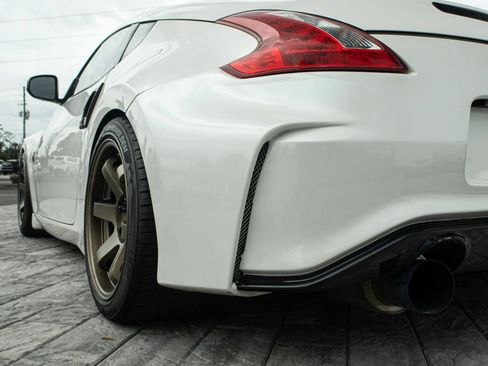 Used 2016 Nissan 370Z Coupe RWD image 21