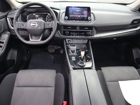 Certified 2025 Nissan Rogue SV AWD/4WD image 14