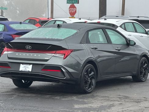 New 2026 Hyundai Elantra Sport image 4