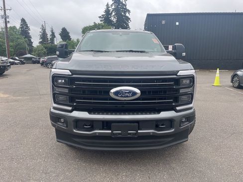 Used 2026 Ford F350 Platinum w/ FX4 Off-Road Package AWD/4WD image 2