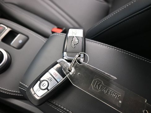 Used 2024 Ford Mustang Mach-E Premium image 19