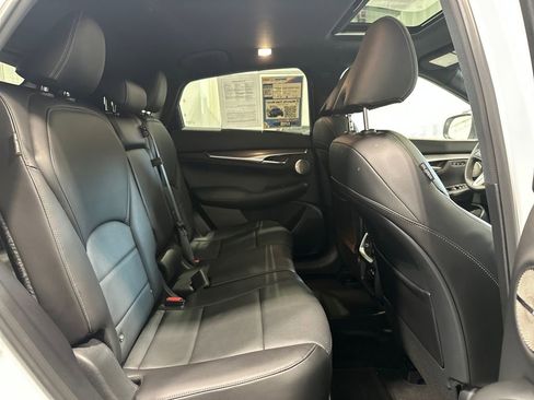 Used 2025 INFINITI QX55 Essential image 33