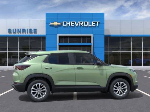 New 2026 Chevrolet TrailBlazer LS w/ LS Convenience Package FWD image 6