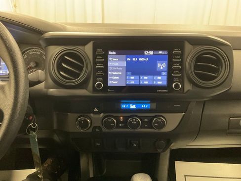 Used 2022 Toyota Tacoma SR image 25