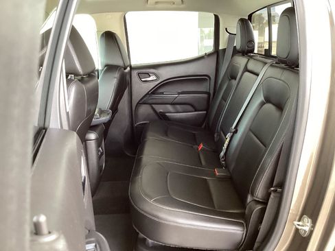 Used 2016 GMC Canyon SLT w/ Driver Alert Package AWD/4WD image 12