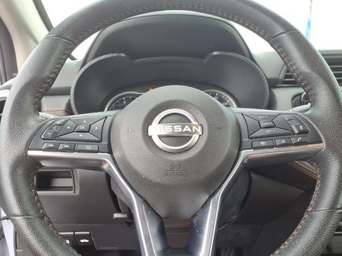 Used 2024 Nissan Versa SR FWD image 25
