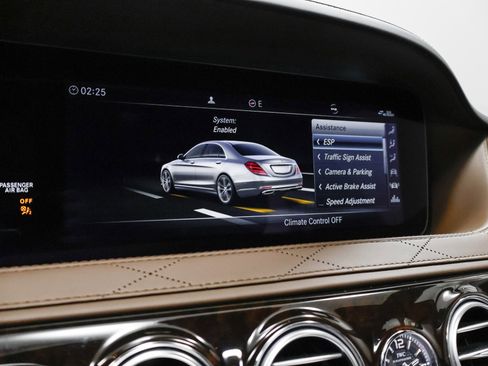 Used 2019 Mercedes-Benz Maybach S 560 4MATIC image 46