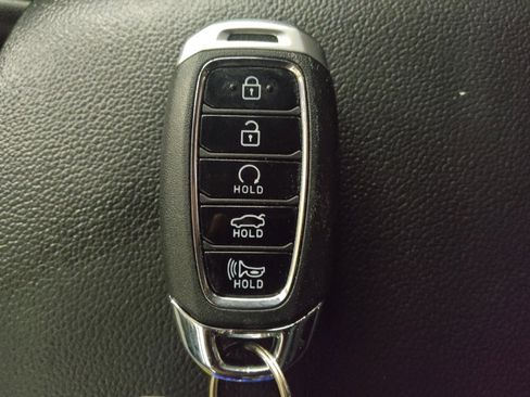 Used 2023 Hyundai Elantra SEL w/ Convenience Package image 32