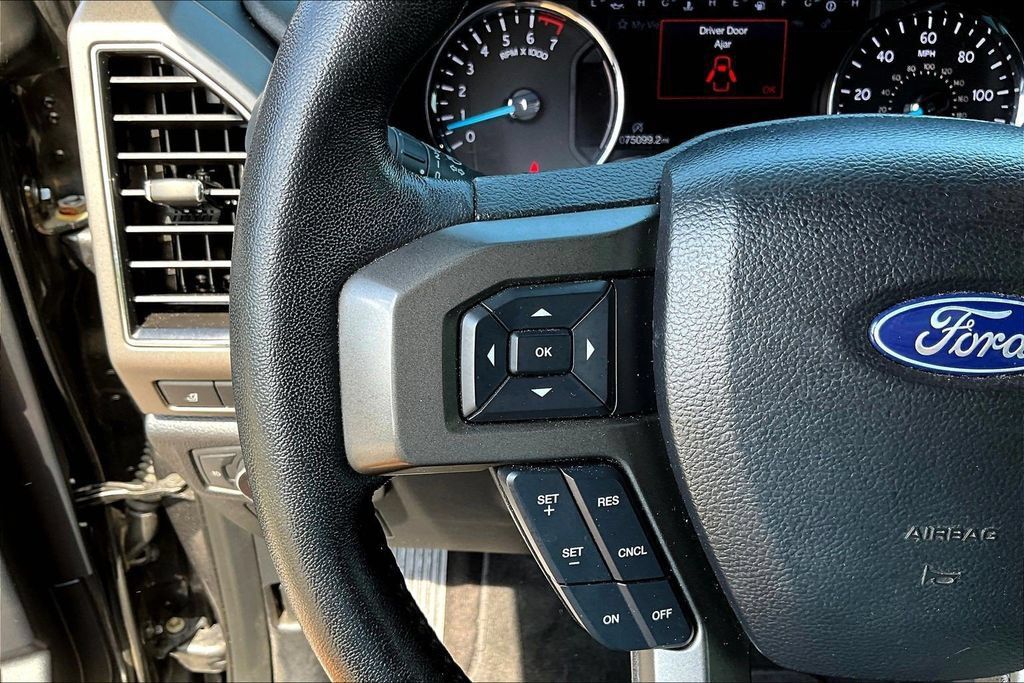Certified 2019 Ford Expedition XLT w/ Equipment Group 202A AWD/4WD image 13