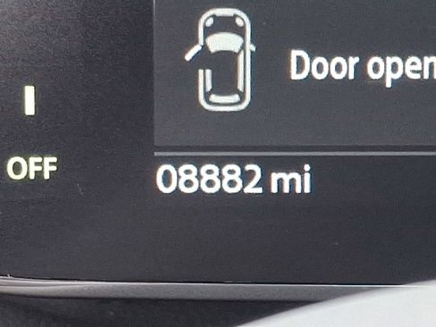 Used 2024 MINI Cooper SE image 21