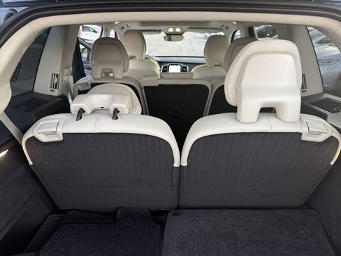 Used 2023 Volvo XC90 B6 Plus w/ Protection Package Premier image 14