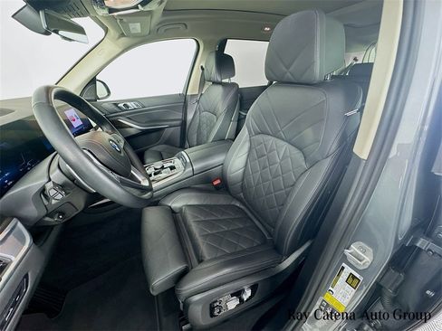 Certified 2024 BMW X7 xDrive40i w/ Premium Package image 22