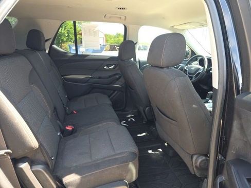 Used 2020 Chevrolet Traverse LS w/ LPO, Blackout Package AWD/4WD image 11