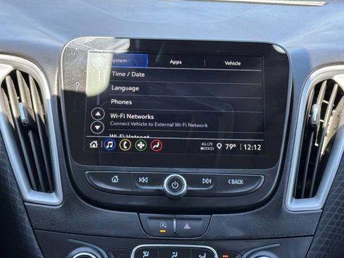 Used 2025 Chevrolet Malibu LT image 23