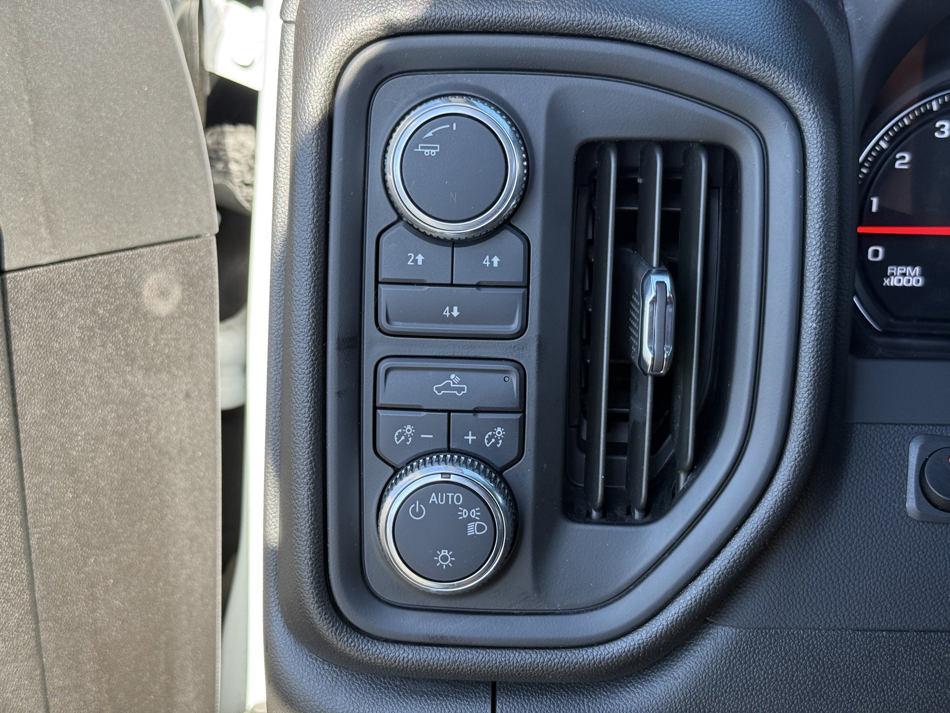 Used 2023 GMC Sierra 3500 Pro w/ Convenience Package AWD/4WD image 27