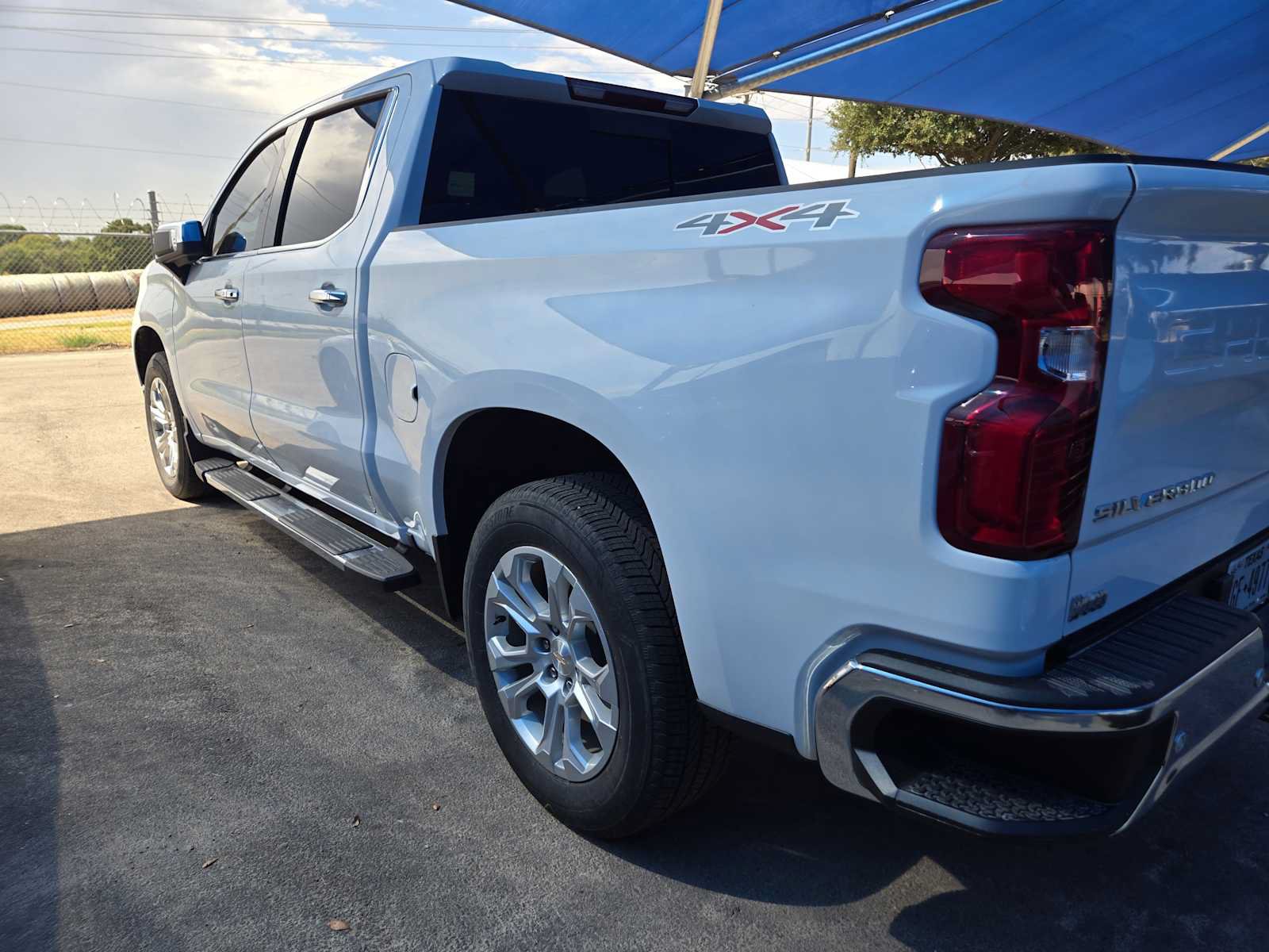 Certified 2024 Chevrolet Silverado 1500 LTZ w/ LTZ Convenience Package II AWD/4WD image 3