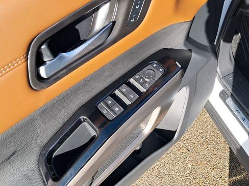 New 2025 Nissan Pathfinder Platinum w/ Cargo Package image 12