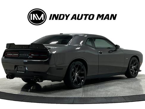 Used 2019 Dodge Challenger R/T RWD image 4