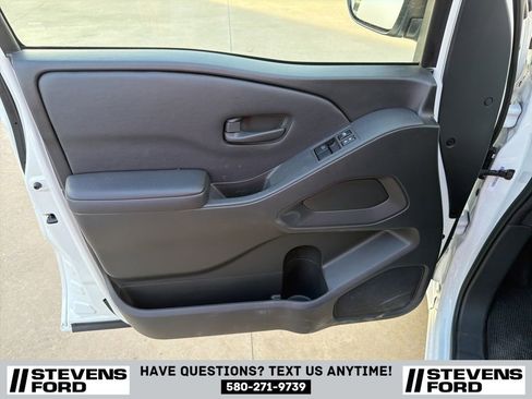 Used 2023 Nissan Frontier S image 19
