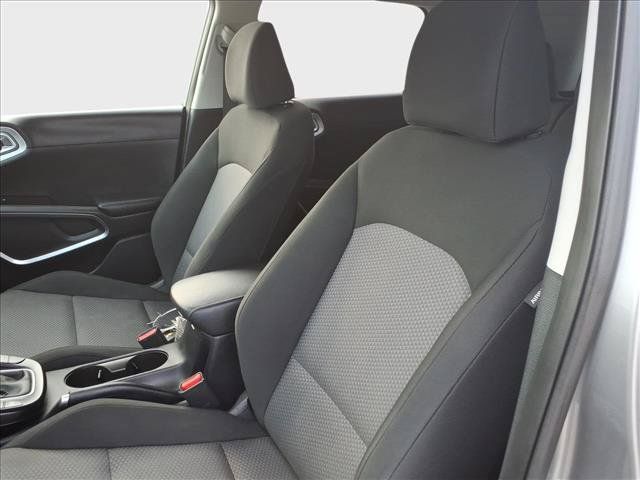 Used 2024 Kia Soul LX w/ Option Group 015 FWD image 32