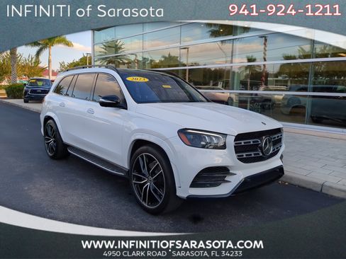 Used 2023 Mercedes-Benz GLS 580 4MATIC image 1