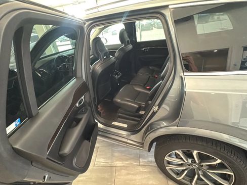 Used 2017 Volvo XC90 T6 Momentum w/ Vision Package AWD/4WD image 34
