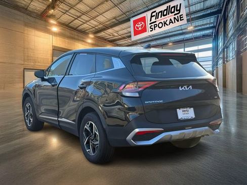 Used 2024 Kia Sportage LX image 6