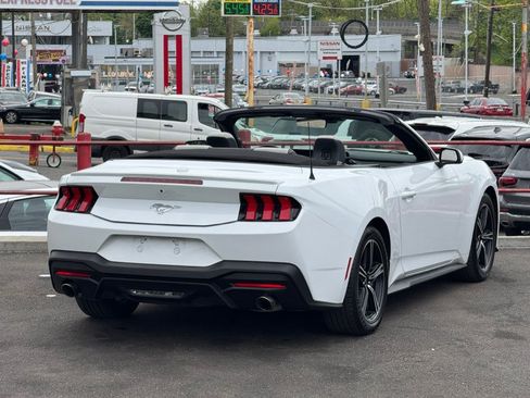 Used 2024 Ford Mustang Premium RWD image 23