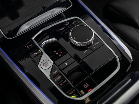 Used 2024 BMW X5 sDrive40i w/ M Sport Package RWD image 34