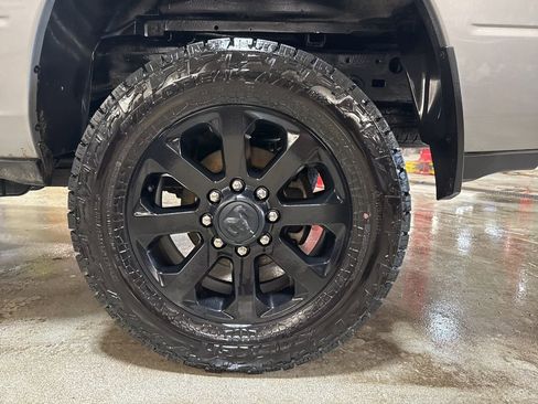 Used 2022 RAM 2500 Big Horn w/ Night Edition image 32