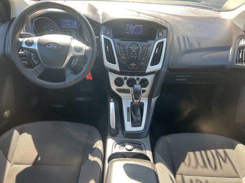 Used 2013 Ford Focus SE w/ SE Winter Pkg image 31