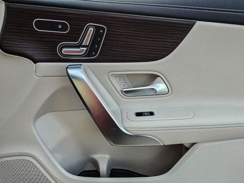 New 2026 Mercedes-Benz CLA 250 4MATIC image 33