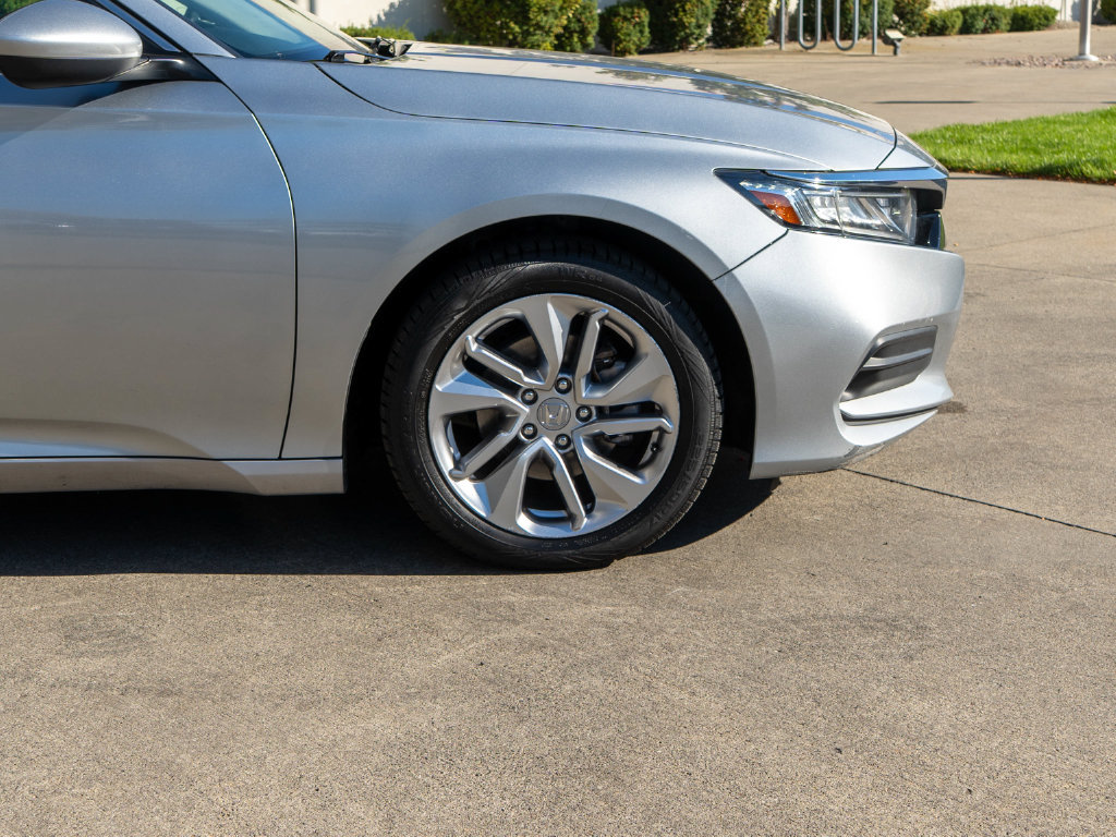 Used 2019 Honda Accord LX image 32