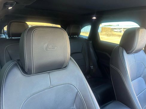 Used 2019 Jaguar F-PACE S image 28