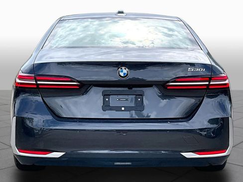 Used 2025 BMW 530i RWD image 5