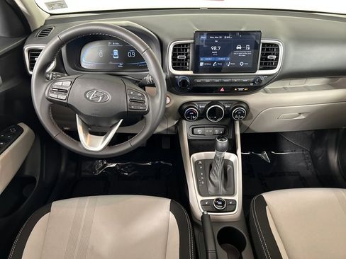 New 2026 Hyundai Venue SEL image 19