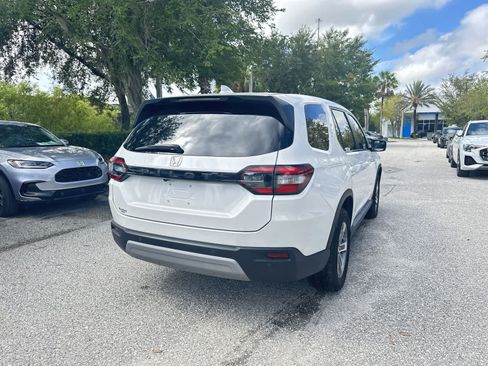 Used 2024 Honda Pilot EX-L image 6